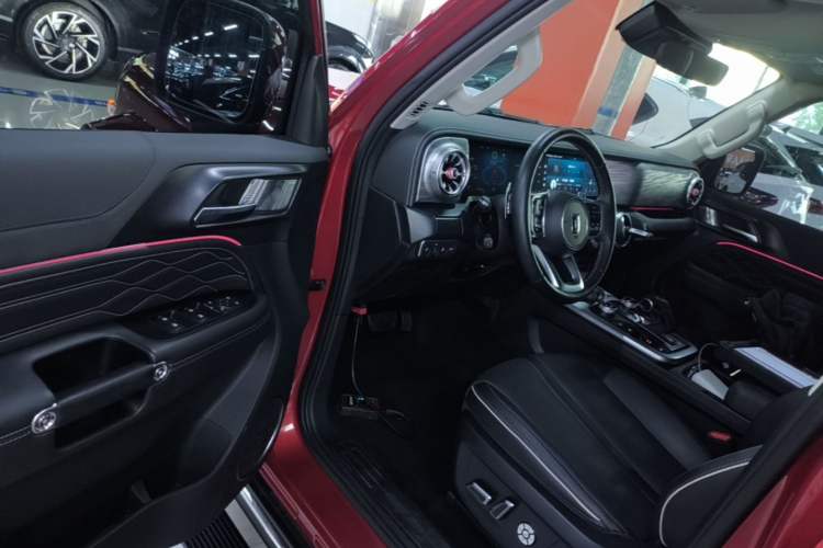 Used Tank 300 2021 City Edition 2.0T—Truly Stylish Driver Seat