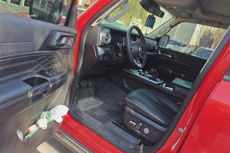 Used Tank 300 2021 City Edition 2.0T—Truly Stylish Driver Seat