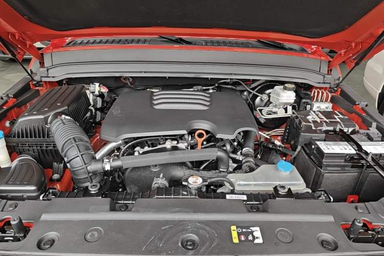Used Tank 300 2021 City Edition 2.0T—Truly Stylish Engine Bay