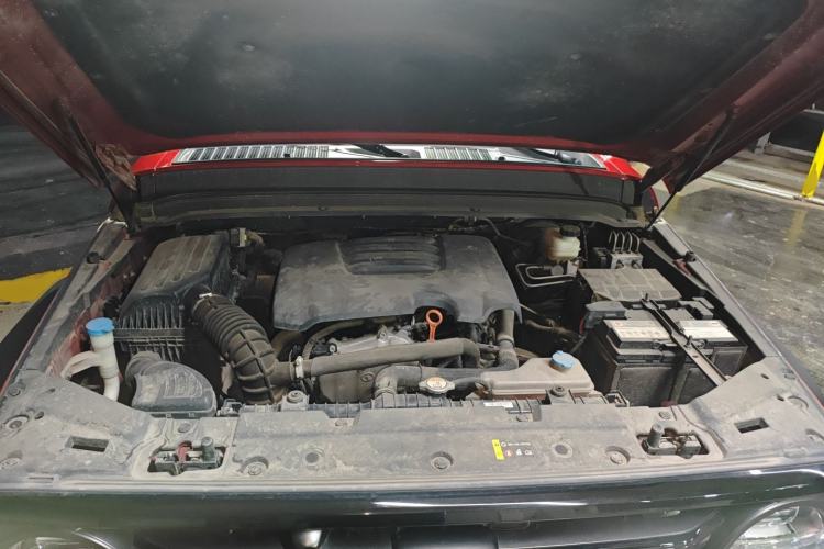 Used Tank 300 2021 Off-Road Edition 2.0T Challenger Engine Bay