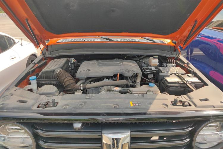 Used Tank 300 2021 Off-Road Edition 2.0T Challenger Engine Bay