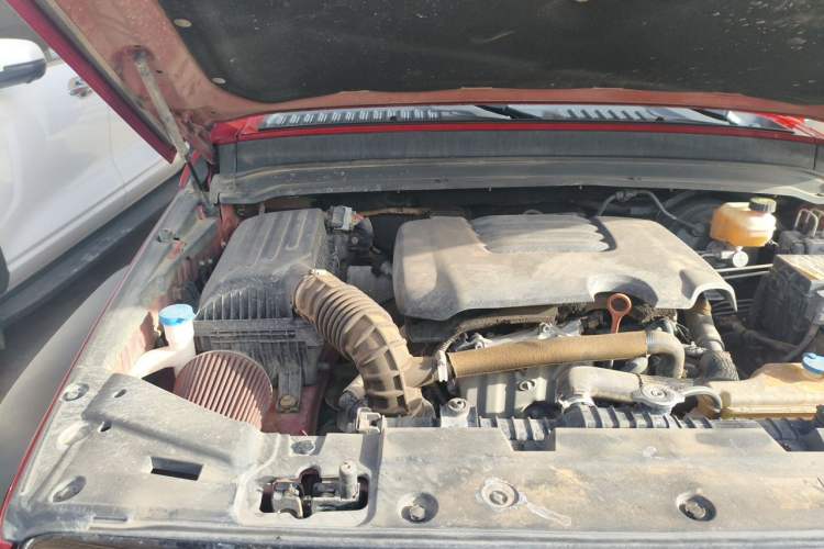 Used Tank 300 2021 Off-Road Edition 2.0T Challenger Engine Bay Right