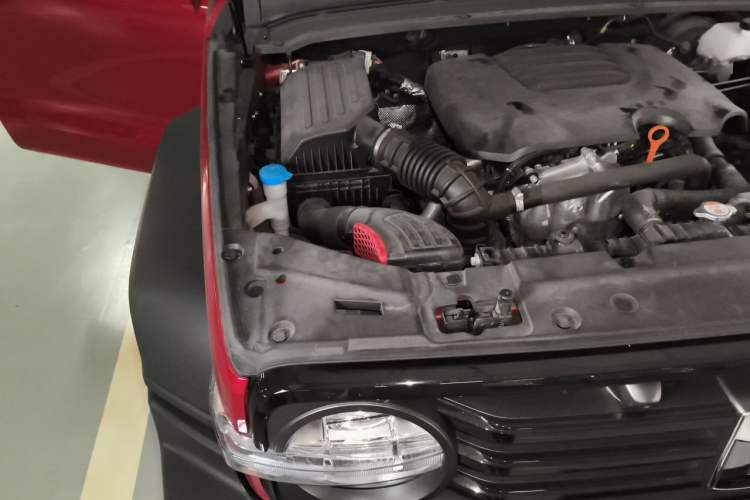 Used Tank 300 2021 Off-Road Edition 2.0T Conqueror Engine Bay Right
