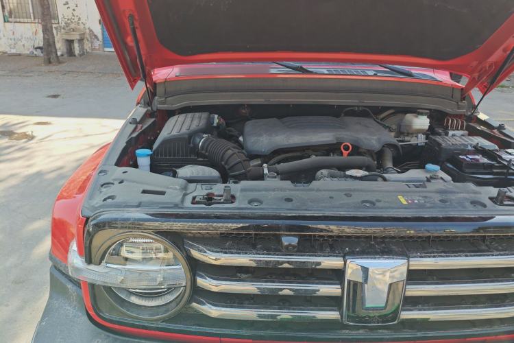 Used Tank 300 2021 City Edition 2.0T—Truly Stylish Engine Bay Right