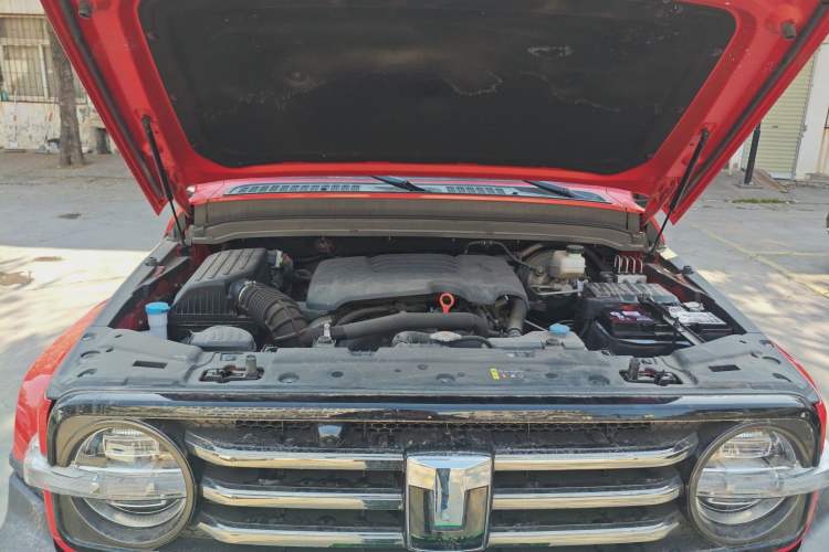 Used Tank 300 2021 City Edition 2.0T—Truly Stylish Engine Bay