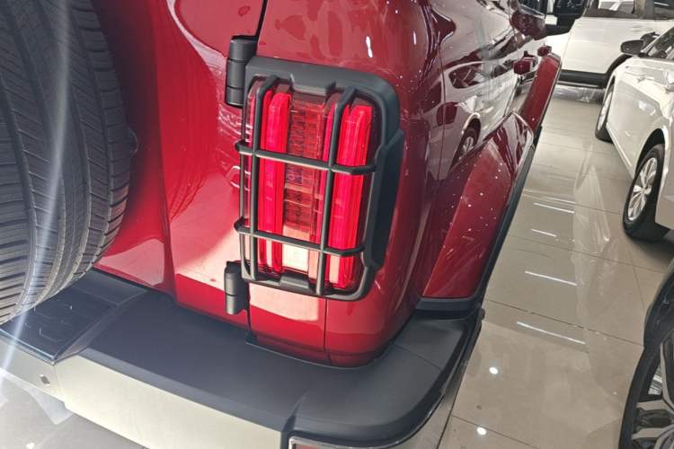 Used Tank 300 2021 City Edition 2.0T—Truly Stylish Exterior 3