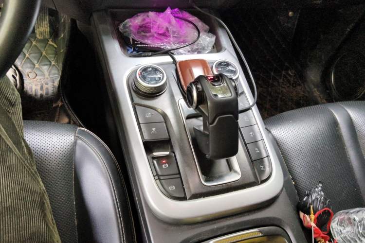 Used Tank 300 2021 Off-Road Edition 2.0T Conqueror Gear Lever