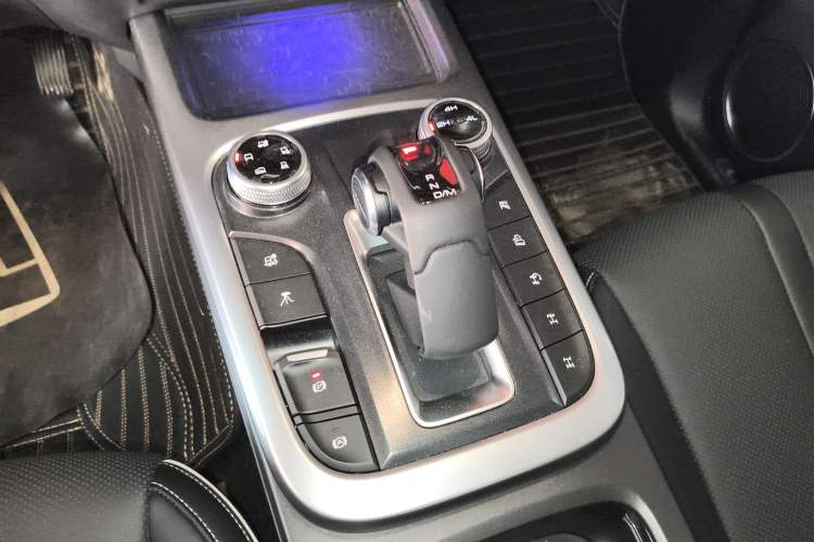 Used Tank 300 2021 Off-Road Edition 2.0T Conqueror Gear Lever