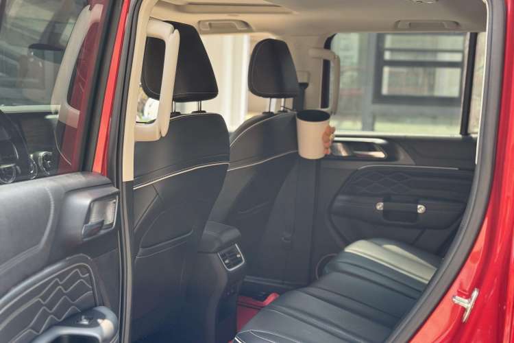 Used Tank 300 2021 City Edition 2.0T—Truly Stylish Interior 10