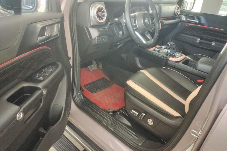 Used Tank 300 2021 City Edition 2.0T—Truly Stylish Interior 2
