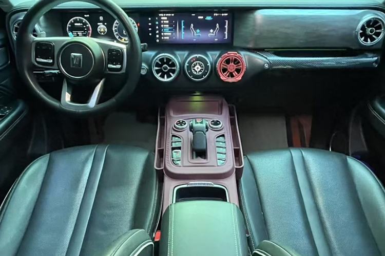 Used Tank 300 2021 Off-Road Edition 2.0T Challenger Interior 3