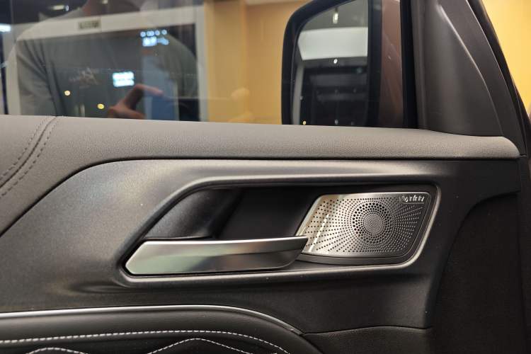 Used Tank 300 2021 City Edition 2.0T—Truly Stylish Interior 5