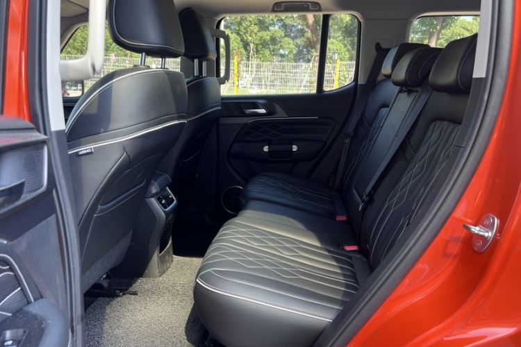 Used Tank 300 2021 Off-Road Edition 2.0T Challenger Interior 5
