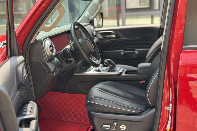 Used Tank 300 2021 City Edition 2.0T—Truly Stylish Interior 9
