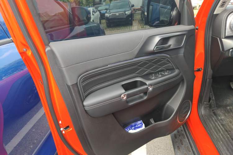 Used Tank 300 2021 Off-Road Edition 2.0T Challenger Left Front Door Interior