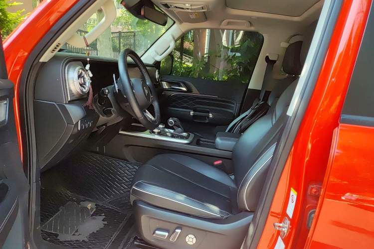 Used Tank 300 2021 City Edition 2.0T—Truly Stylish Left Front Seat