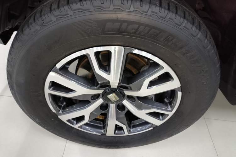Used Tank 300 2021 City Edition 2.0T—Truly Stylish Left Front Wheel Hub
