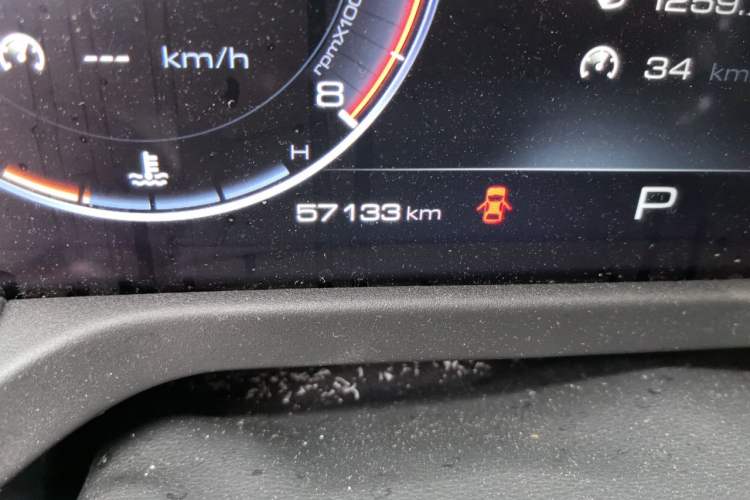 Used Tank 300 2021 Off-Road Edition 2.0T Conqueror Odometer Close Up