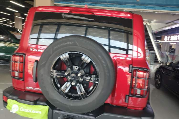 Used Tank 300 2021 Off-Road Edition 2.0T Challenger Rear
