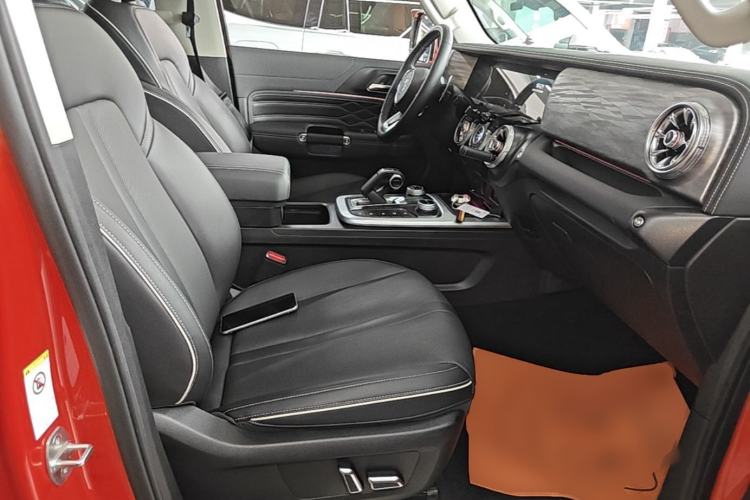 Used Tank 300 2021 City Edition 2.0T—Truly Stylish Right Front Seat