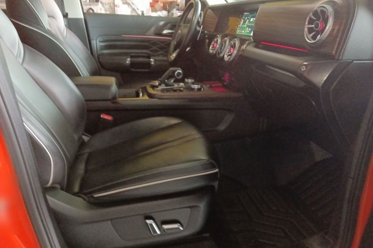 Used Tank 300 2021 Off-Road Edition 2.0T Conqueror Right Front Seat