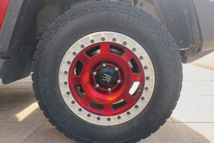 Used Tank 300 2021 Off-Road Edition 2.0T Challenger Right Front Wheel Hub