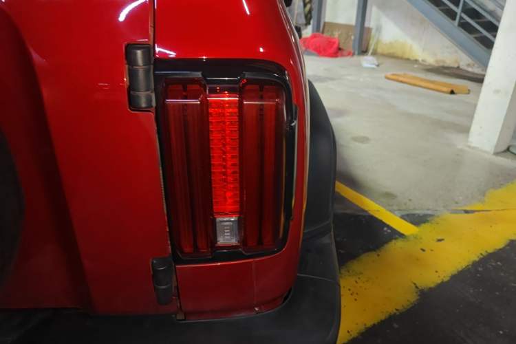 Used Tank 300 2021 Off-Road Edition 2.0T Challenger Right Rear Taillight