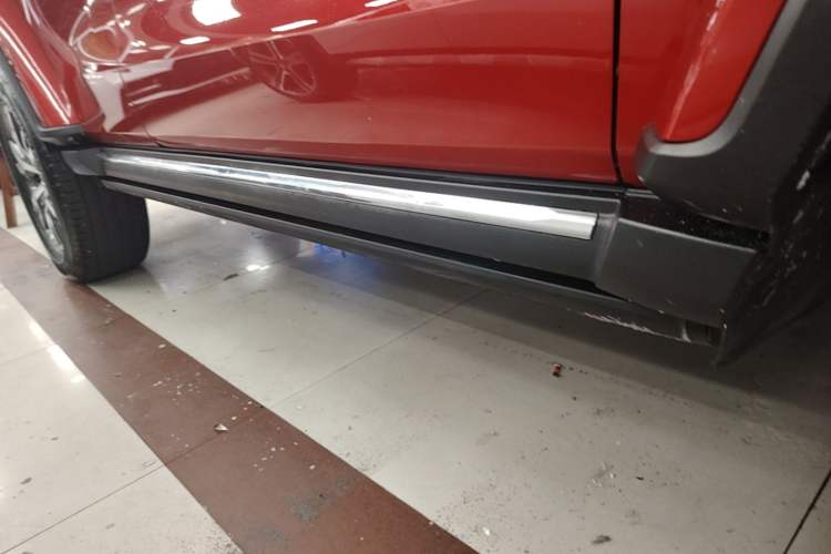 Used Tank 300 2021 City Edition 2.0T—Truly Stylish Right Side Sill