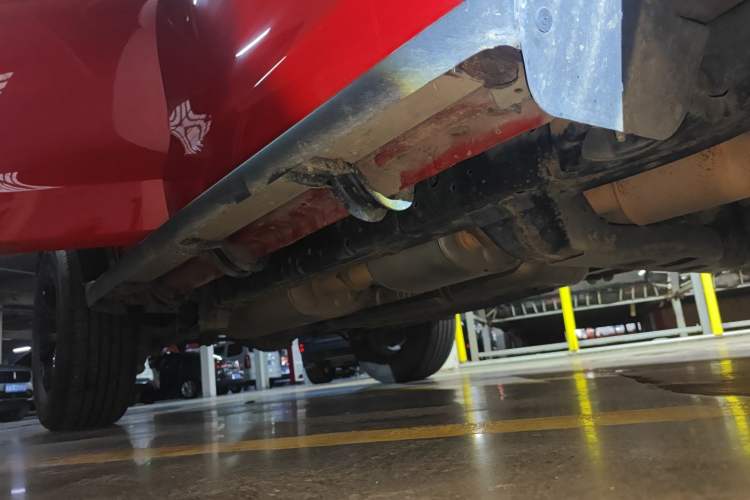 Used Tank 300 2021 Off-Road Edition 2.0T Challenger Right Side Sill