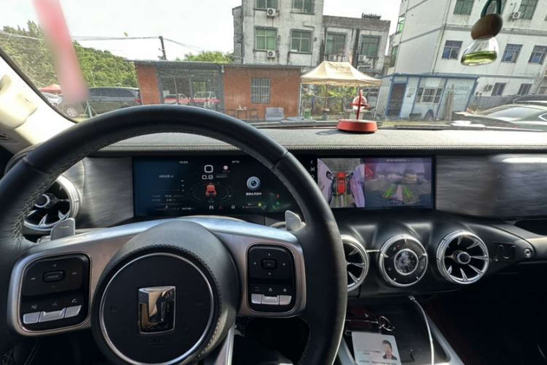 Used Tank 300 2021 City Edition 2.0T—Truly Stylish Steering Wheel