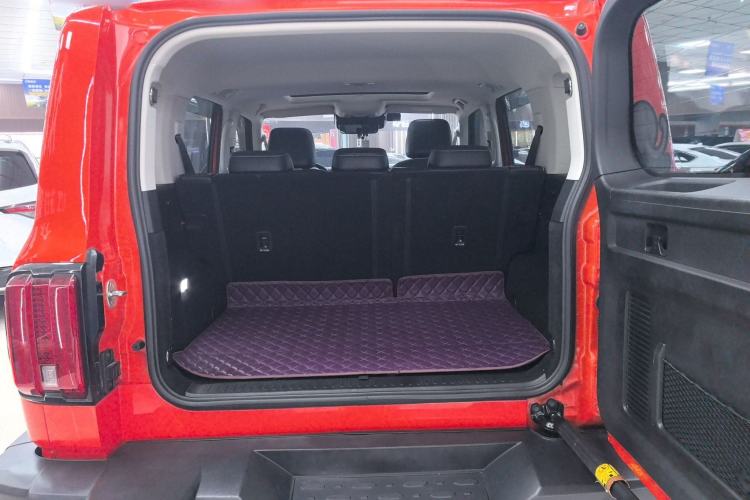 Used Tank 300 2021 Off-Road Edition 2.0T Conqueror Trunk
