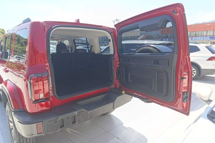 Used Tank 300 2021 City Edition 2.0T—Truly Stylish Trunk