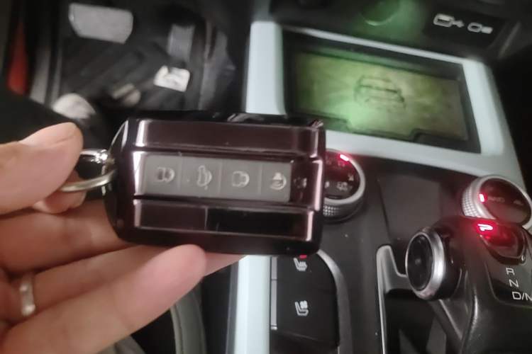 Used Tank 300 2021 City Edition 2.0T—Truly Stylish Vehicle Key