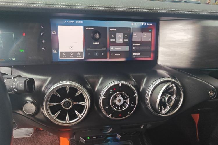 Used Tank 300 2021 Off-Road Edition 2.0T Challenger Audio And AC Panel