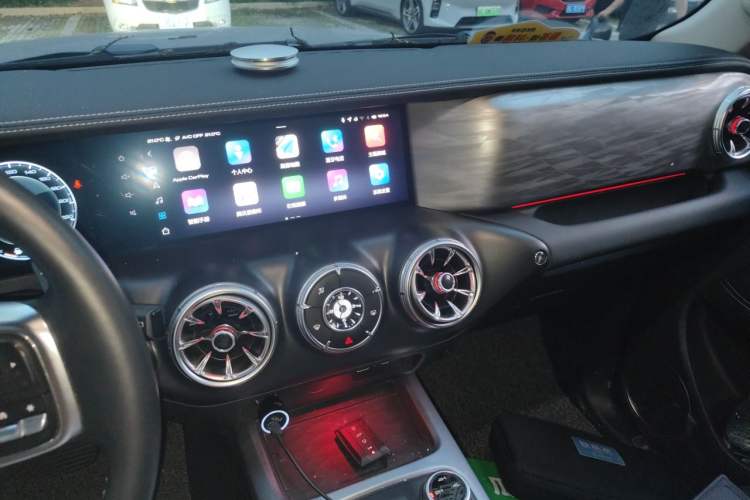 Used Tank 300 2021 Off-Road Edition 2.0T Challenger Audio And AC Panel