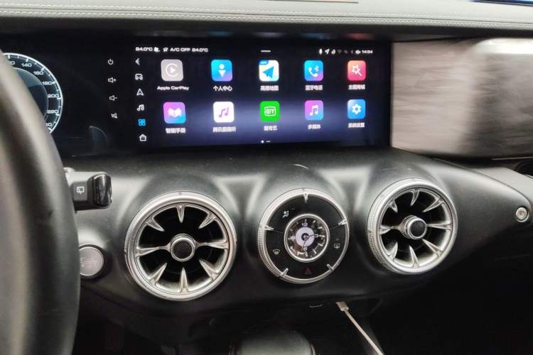 Used Tank 300 2021 Off-Road Edition 2.0T Conqueror Audio And AC Panel