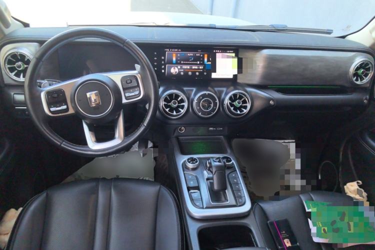 Used Tank 300 2021 City Edition 2.0T—Truly Stylish Center Console
