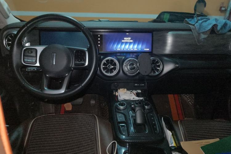 Used Tank 300 2021 Off-Road Edition 2.0T Challenger Center Console