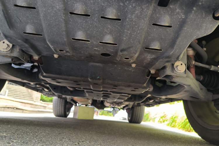 Used Tank 300  Chassis Front