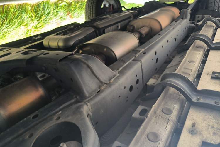 Used Tank 300  Chassis Front Right
