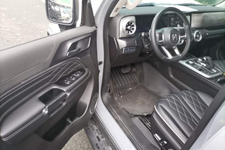 Used Tank 300 2021 Off-Road Edition 2.0T Challenger Driver Seat