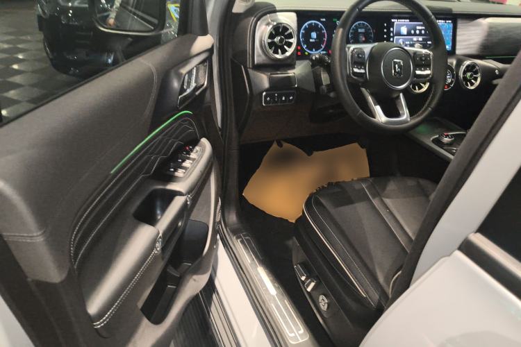 Used Tank 300 2021 City Edition 2.0T—Truly Stylish Driver Seat
