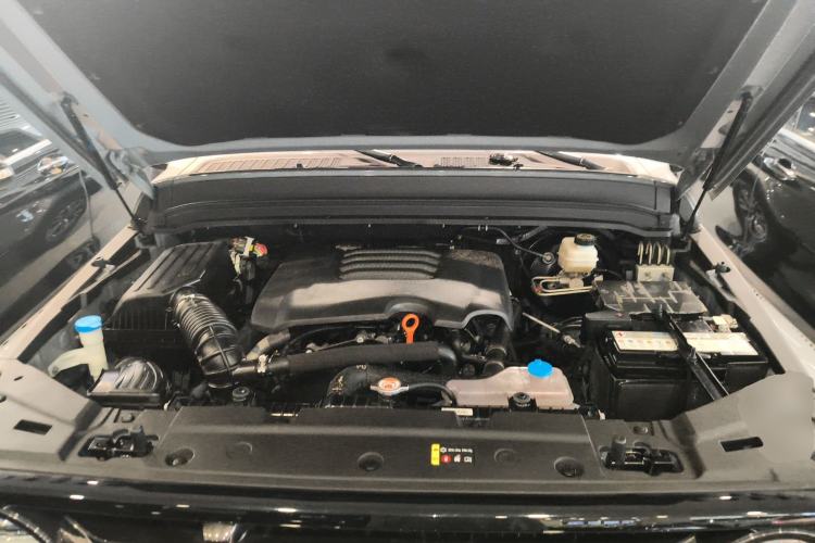 Used Tank 300 2021 City Edition 2.0T—Truly Stylish Engine Bay