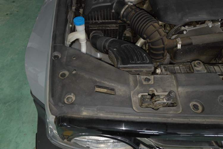 Used Tank 300 2021 City Edition 2.0T—Truly Stylish Engine Bay Right