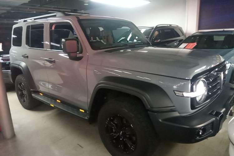 Used Tank 300 2021 Off-Road Edition 2.0T Conqueror Front Right 45 Deg