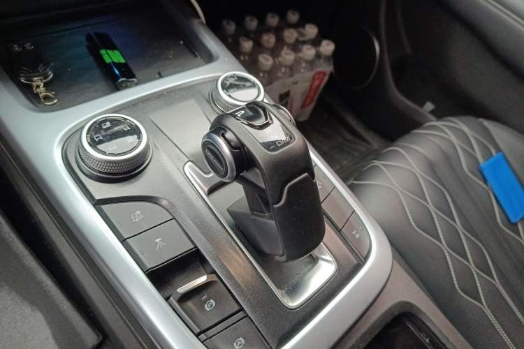 Used Tank 300 2021 Off-Road Edition 2.0T Challenger Gear Lever