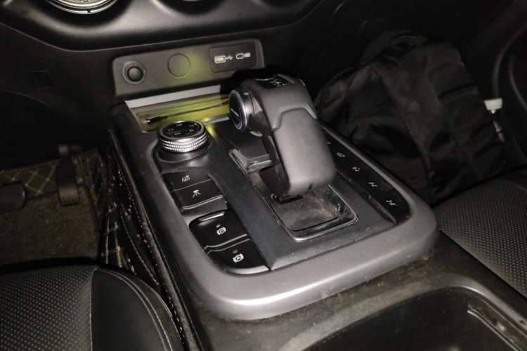 Used Tank 300 2021 Off-Road Edition 2.0T Conqueror Gear Lever
