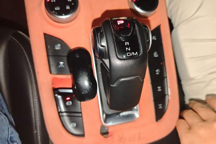 Used Tank 300 2021 Off-Road Edition 2.0T Conqueror Gear Lever