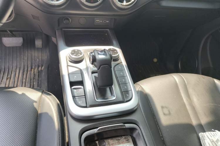 Used Tank 300 2021 Off-Road Edition 2.0T Conqueror Gear Lever