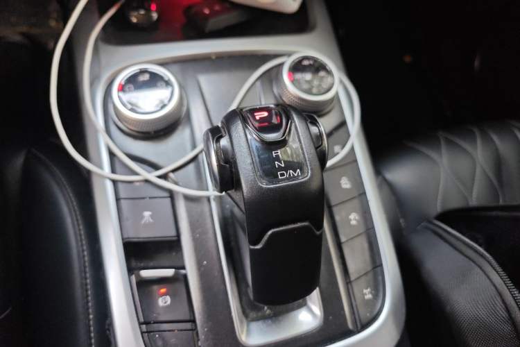 Used Tank 300 2021 Off-Road Edition 2.0T Challenger Gear Lever